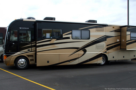 fleetwood-motorhome-at-bullyans-rv.jpg