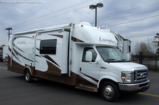 rent-this-rv-from-bullyans-rv-minnesota.jpg