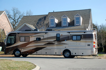 rv-bigger-than-a-house.jpg