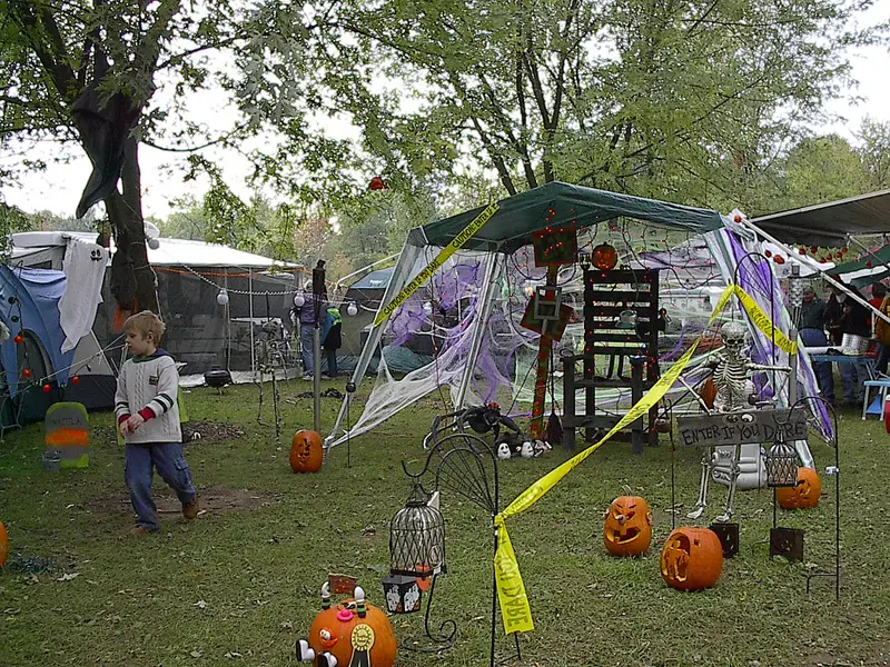 Scary Halloween Yard Decorating Ideas