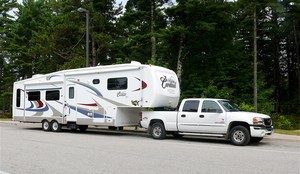 Large-5th-Wheel-RV-and-Truck-by-Larry-Page.jpg