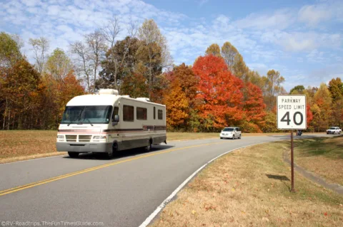 Cruising the Natchez Trace Parkway in a motorhome