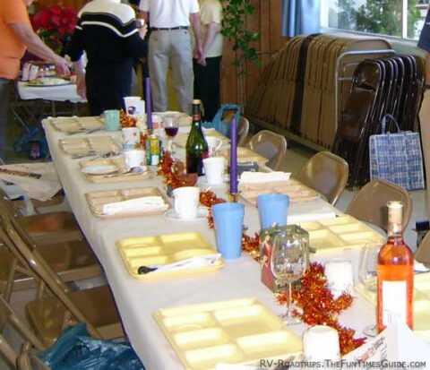 Christmas dinner at an RV resort is a great way for fulltime RVers to enjoy the holidays together