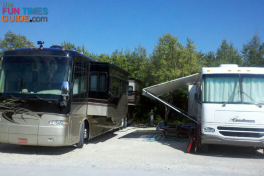 rv-motorhome-campground-parking