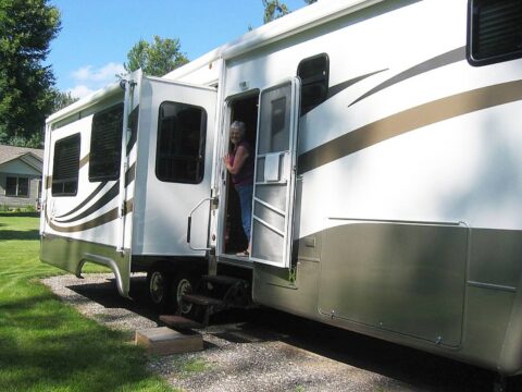 RV Slide-Out Maintenance Tips + 4 Ways To Avoid Expensive RV Slide-Out Repairs